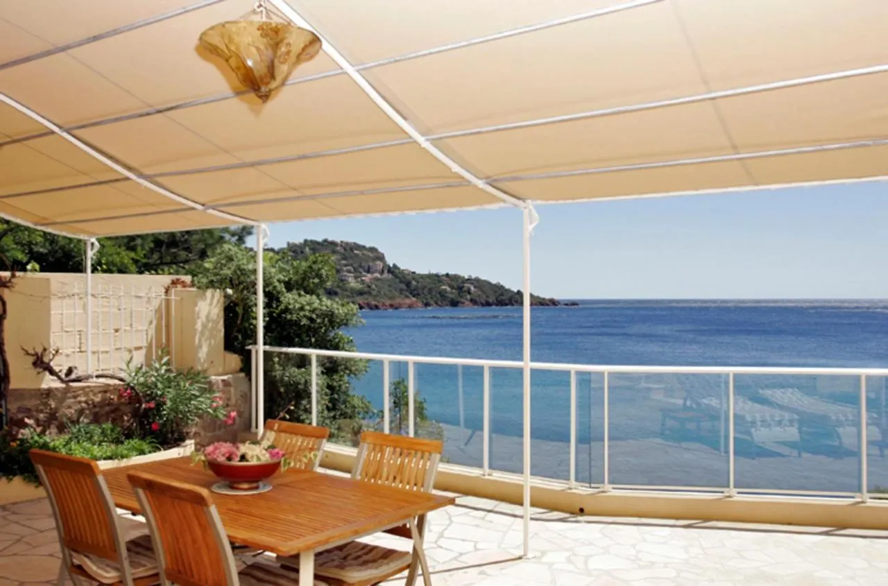 Villa Avec Vue Imprenable Et Plage Privee, Theoule-Sur-Mer