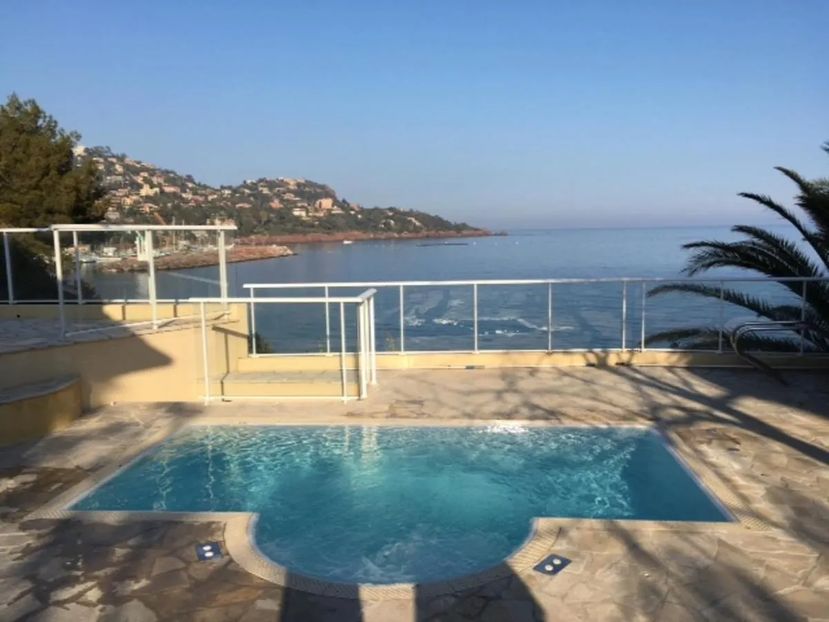 Villa Avec Vue Imprenable Et Plage Privee, Theoule-Sur-Mer