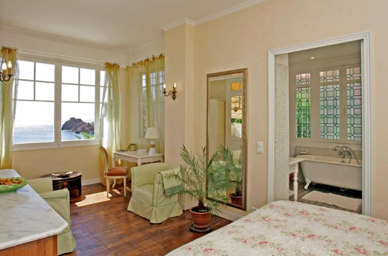 Villa Avec Vue Imprenable Et Plage Privee, Theoule-Sur-Mer